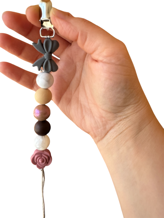 2041 CO SILICONE PACIFIER CLIP | ROSE